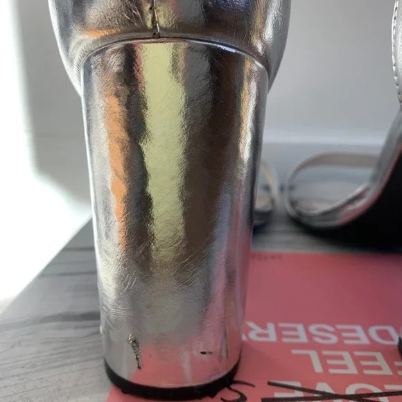 š„ Jeffrey Campbell Shiny Silver Block Heels - Picture 6 of 10